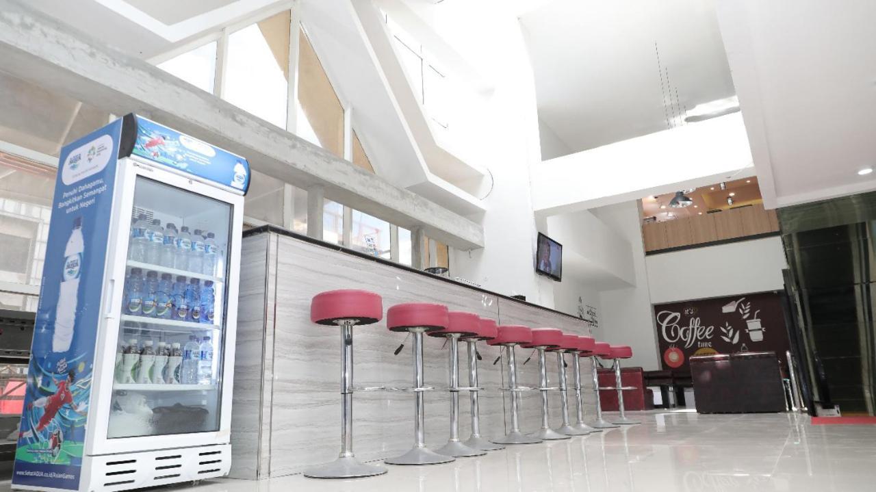 Heavenly Land Family Hotel Palembang Luaran gambar